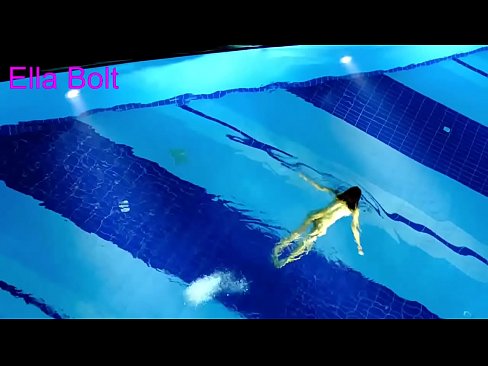 ❤️ Ùn possu micca piantà di fighjulà, ghjovana bionda catturata nuda in piscina ELLA BOLT Pornografia in casa à co.japangaysex.ru ﹏